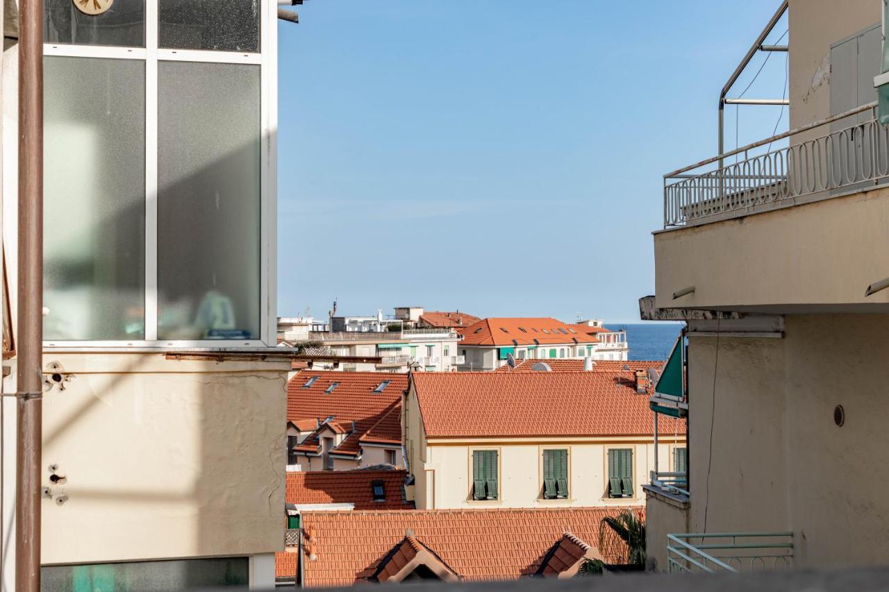 H11 Lux Ariston Sanremo - Centro Apartment Luaran gambar
